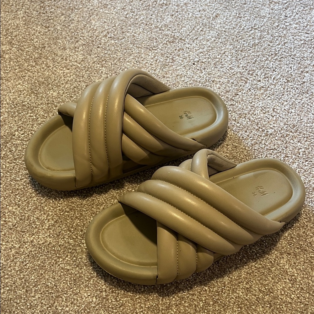 H&M bubble slippers